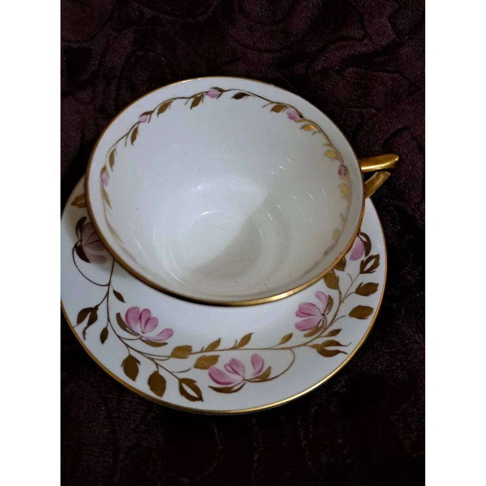 HM SUTHERLAND TEA CUP & SAUCER PINK GOLD BUDS FLOWERS LEAVES ENGLAND